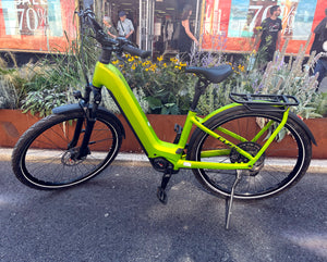 Cube Kathmandu Pro Hybrid 800 - Pre-loved