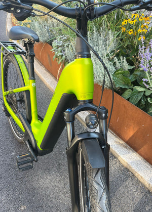 Cube Kathmandu Pro Hybrid 800 - Pre-loved